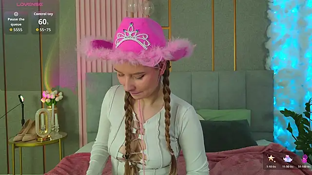 Flora DeVille online show from 06/03/26, 05:29