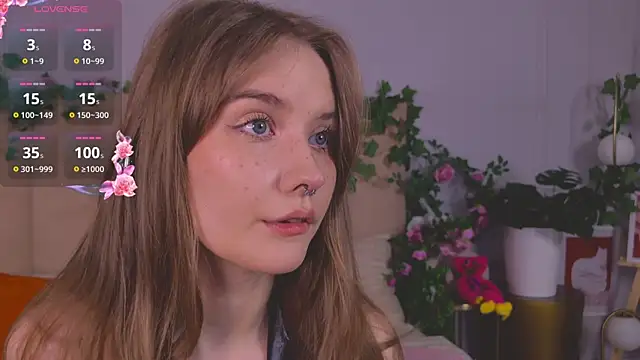 Flora DeVille online show from 07/27/26, 06:04