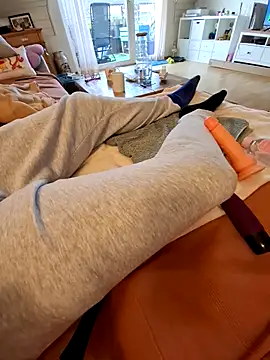 Midnight Feet online show from 05/13/26, 04:43