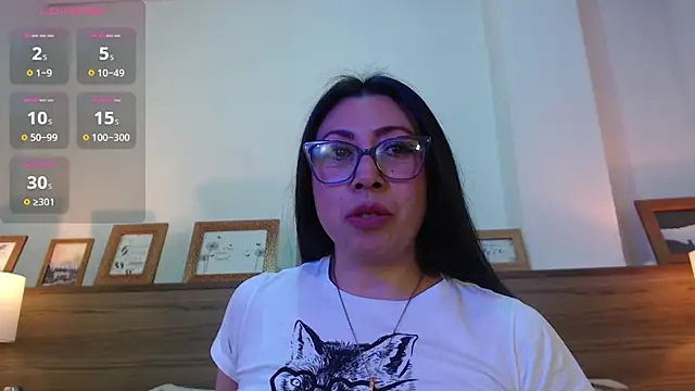 FranciscaVera online show from 06/13/26, 12:08