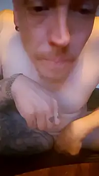 Kingclit1998 online show from 04/30/26, 08:57