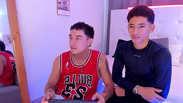 Alejo-and-Thiago online show from 05/14/26, 12:34