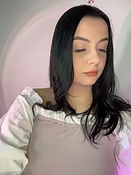 DREAM L0la online show from 05/15/26, 09:38
