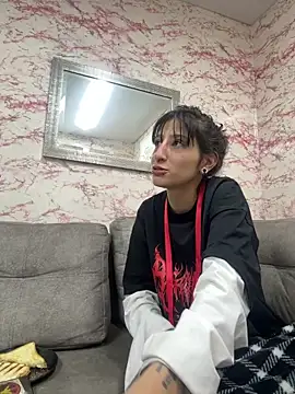 Evelin Hellsing online show from 06/11/26, 02:37