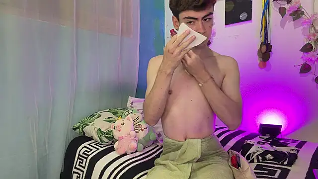  peachyboy online show from 06/07/26, 03:54
