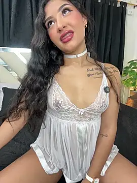 SabrinaX X online show from 05/04/26, 09:33