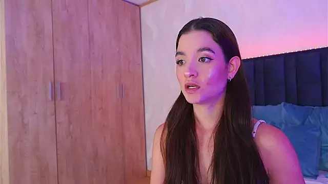 LucyFlame online show from 07/21/26, 04:37
