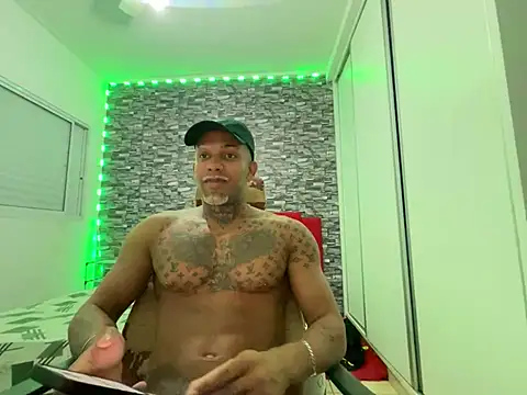 Maxloirinho online show from 05/03/26, 10:38