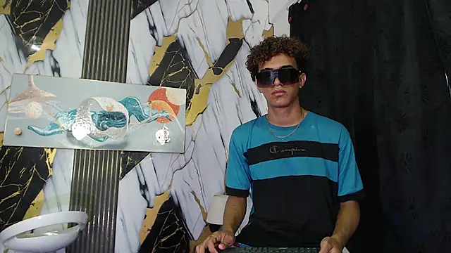 GOLDEN 2026 online show from 06/16/26, 07:27