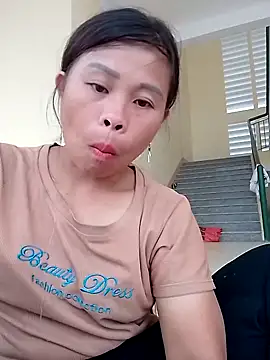 daisyy2 online show from 07/28/26, 12:51