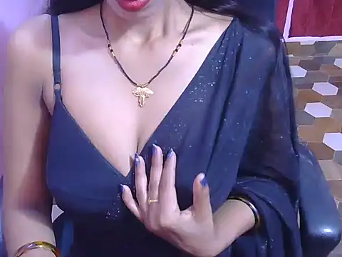 wild minakshi online show from 07/05/26, 04:52