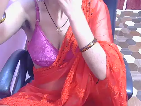 wild minakshi online show from 07/07/26, 08:07