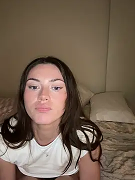 daisycollins online show from 05/14/26, 10:22