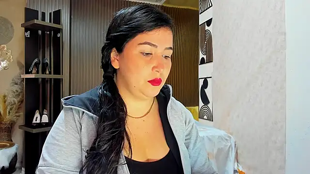 BBWLuxuryMuse online show from 05/15/26, 11:06