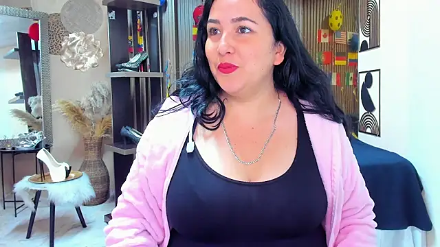 BBWLuxuryMuse online show from 07/15/26, 11:48