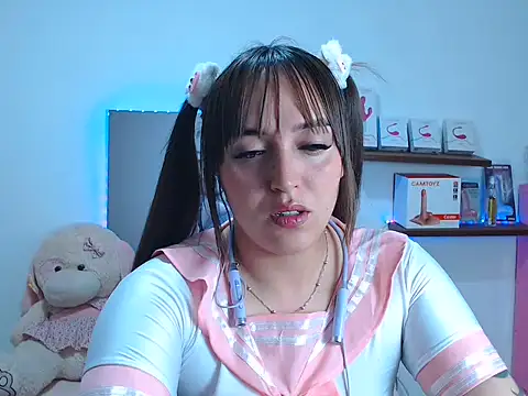 anyela bubble18 online show from 06/14/26, 11:40