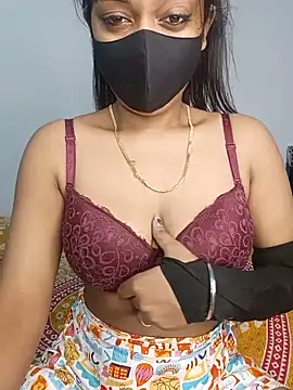 Snapshot of Menaxi_Baby7 chatting on 05/17/26, 02:02 Menaxi Baby7 online show from 05/17/26, 02:02