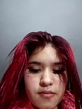 LunaClarens online show from 06/04/26, 11:22