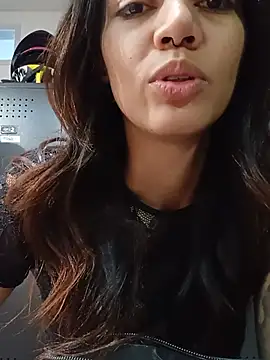 VeroJenkins  online show from 07/25/26, 12:47