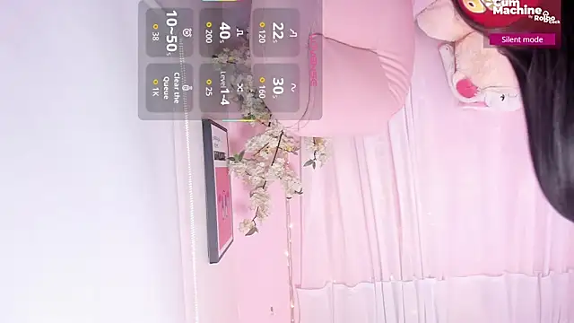 ShanelleDupont  online show from 07/04/26, 12:33