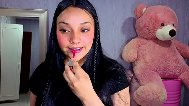 Snapshot of lia_harper_t chatting on 07/02/26, 03:17 lia harper t online show from 07/02/26, 03:17