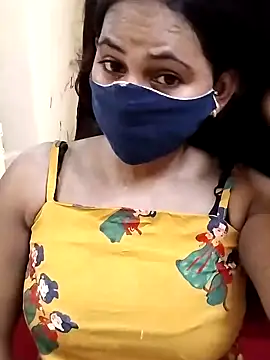 Snapshot of Roji_bha chatting on 07/19/26, 04:05 Roji bha online show from 07/19/26, 04:05