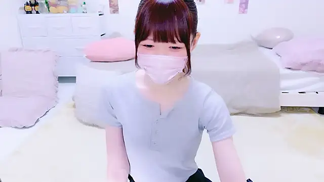 KIKIch  online show from 06/13/26, 03:37