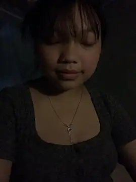 Snapshot of Cham-py chatting on 05/03/26, 02:12 Cham-py online show from 05/03/26, 02:12