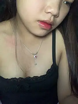 Snapshot of Cham-py chatting on 06/29/26, 03:13 Cham-py online show from 06/29/26, 03:13
