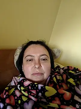 EmmaEmmy40 online show from 05/03/26, 10:10