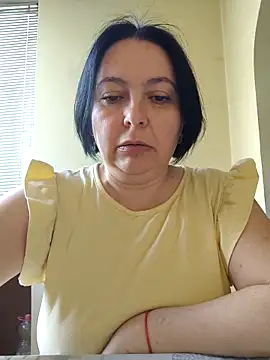 EmmaEmmy40 online show from 05/11/26, 03:29