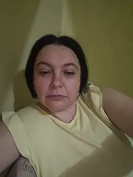 EmmaEmmy40 online show from 05/12/26, 05:54