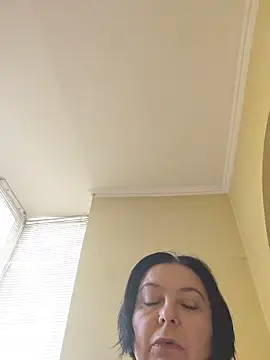 EmmaEmmy40 online show from 05/16/26, 12:04