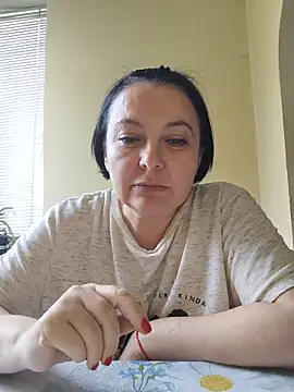 EmmaEmmy40 online show from 06/03/26, 03:50