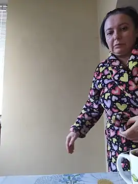 EmmaEmmy40 online show from 06/15/26, 04:20