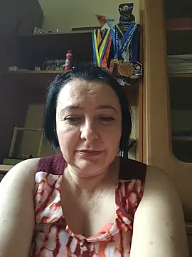 EmmaEmmy40 online show from 06/23/26, 02:26