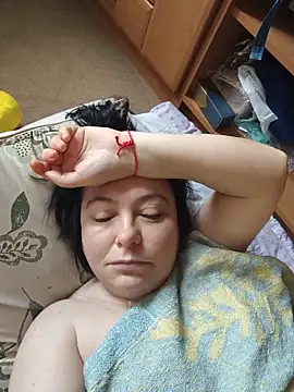 EmmaEmmy40 online show from 06/30/26, 04:35
