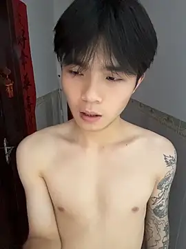 lu111222 online show from 05/04/26, 06:59