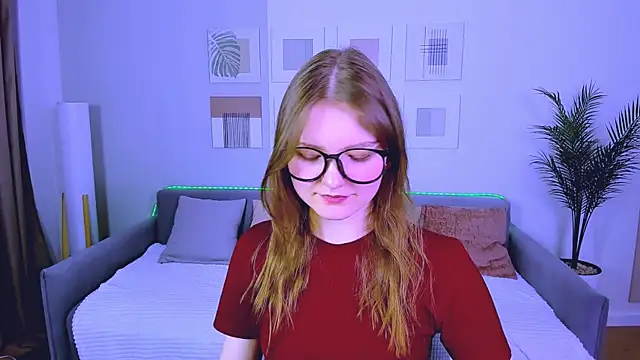 LookEva online show from 05/04/26, 11:28