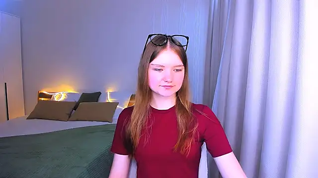LookEva online show from 06/10/26, 04:12