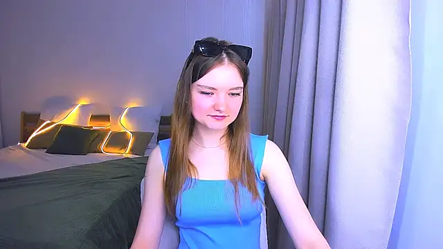 LookEva online show from 06/18/26, 04:13
