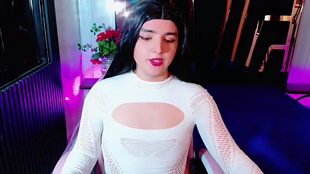 Gaby Gil  online show from 05/22/26, 12:44