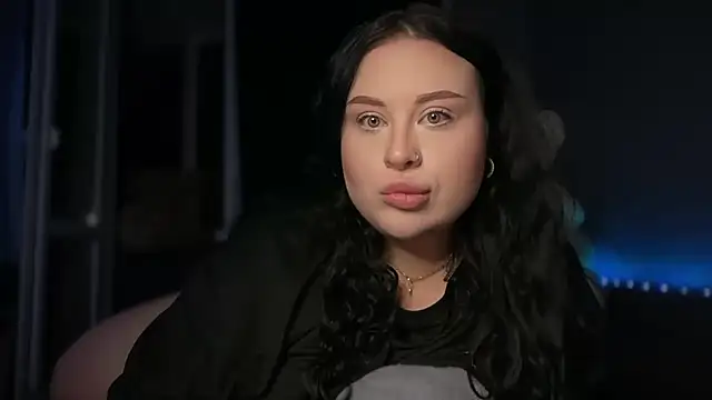 Snapshot of Sofi__Si chatting on 05/20/26, 07:09 Sofi Si online show from 05/20/26, 07:09