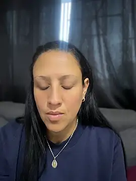 Cloe-Fire online show from 05/23/26, 11:03
