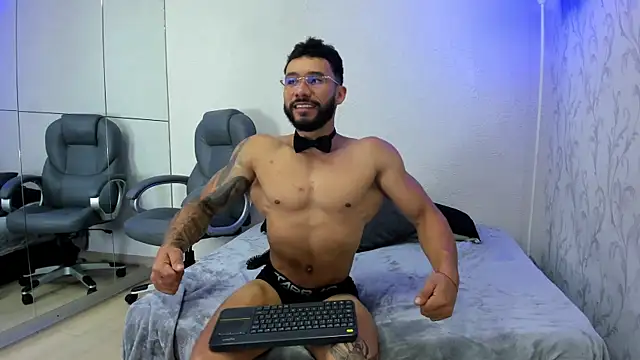 Snapshot of Axel_power_ chatting on 05/21/26, 03:24 Axel power online show from 05/21/26, 03:24