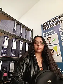 JENNIFER  03 online show from 05/25/26, 02:45