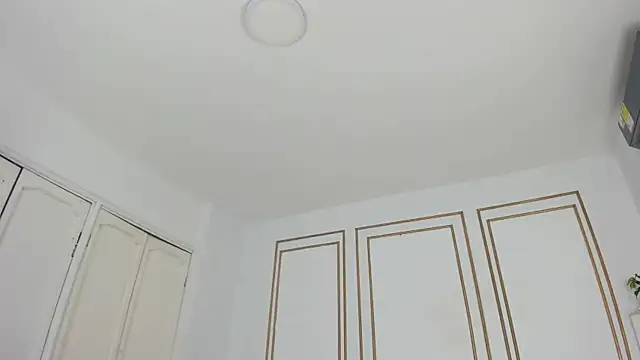 Hilary caicedo online show from 05/04/26, 11:50