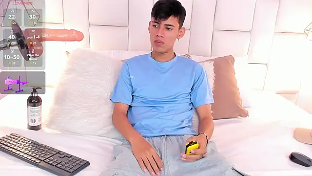 JacobFerrer online show from 05/27/26, 06:38