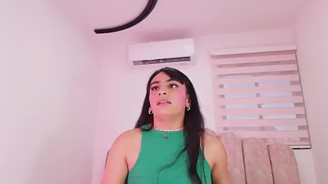 Malaia thompson  online show from 05/24/26, 11:59