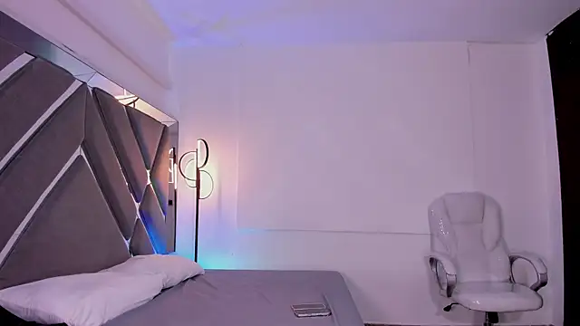AmaraLewis online show from 06/20/26, 12:52